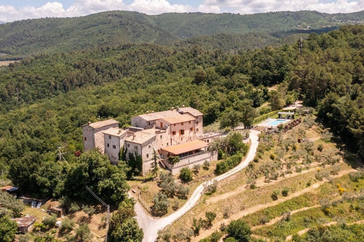 Aparthotel Il Castello Di Perchia Crocemaroggia Exterior foto