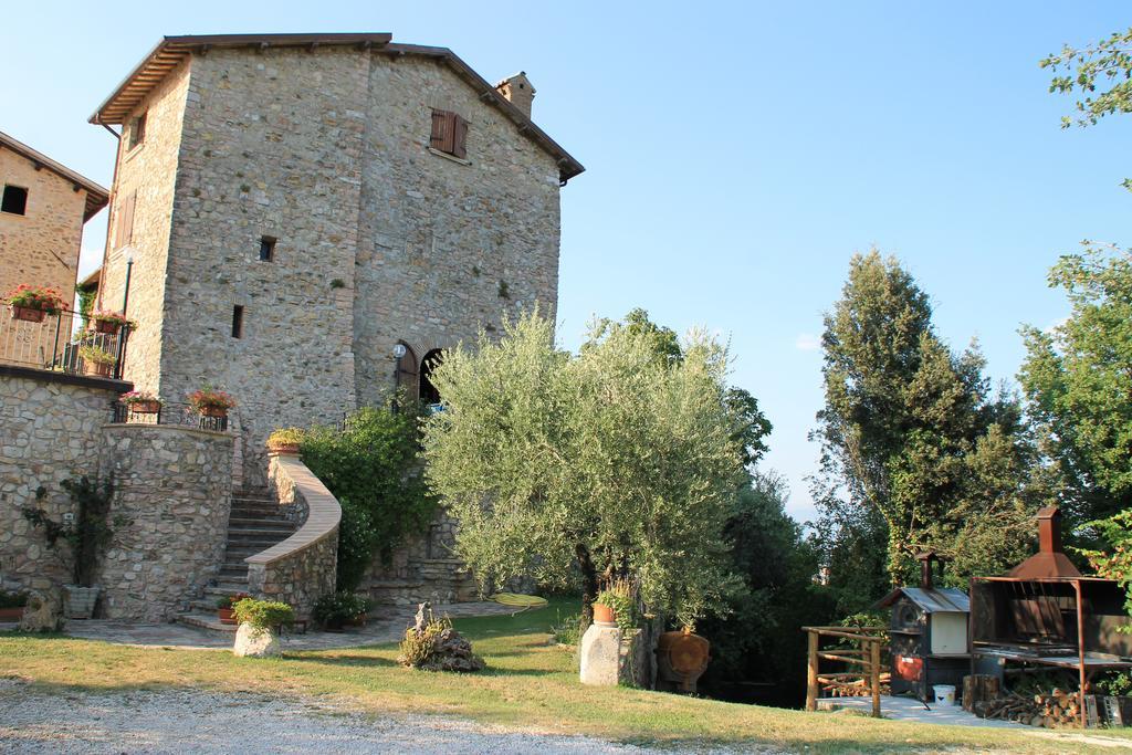 Aparthotel Il Castello Di Perchia Crocemaroggia Exterior foto