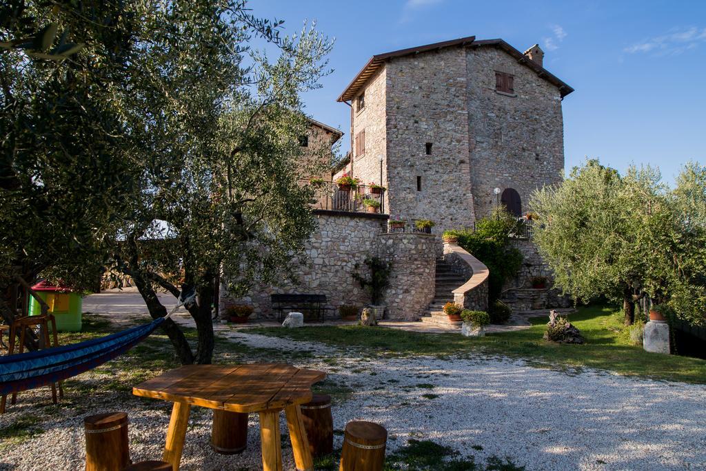 Aparthotel Il Castello Di Perchia Crocemaroggia Exterior foto