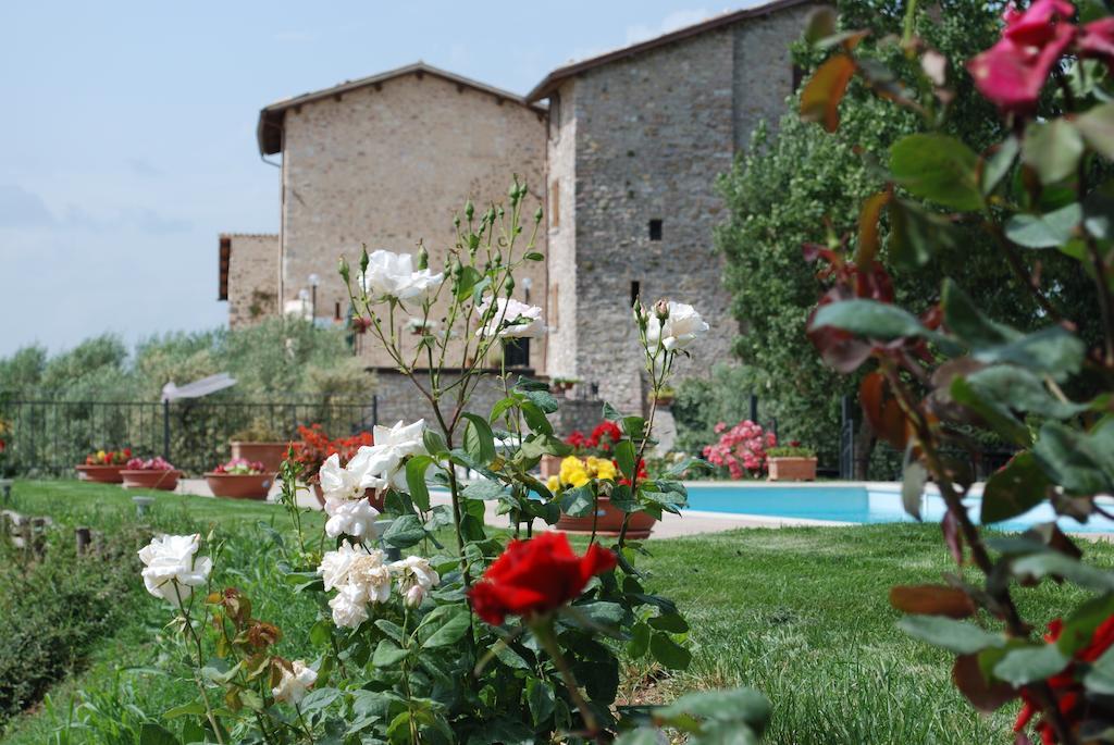 Aparthotel Il Castello Di Perchia Crocemaroggia Exterior foto