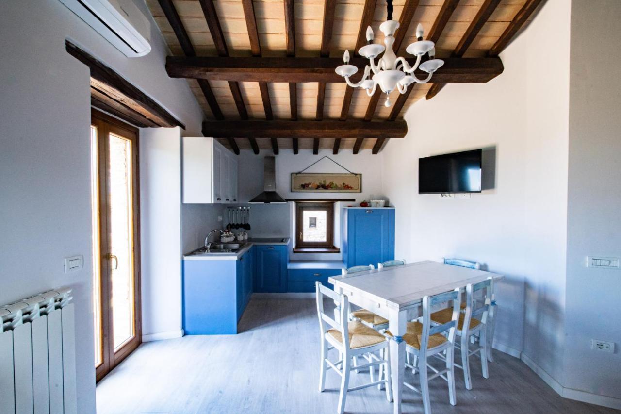 Aparthotel Il Castello Di Perchia Crocemaroggia Exterior foto